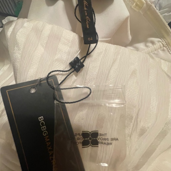 NWT-BCBG Maxazria SILK SATIN WHITE GOWN GODDESS DRESS WEDDING - Picture 7 of 7